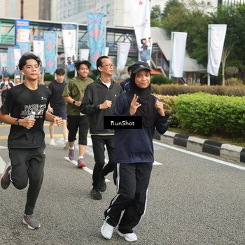 Runner Photo 4778990