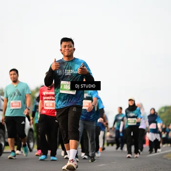 Runner Photo 4780616