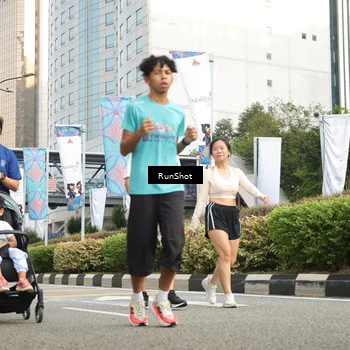 Runner Photo 4781530