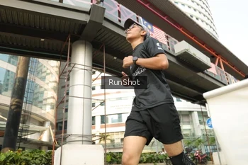 Runner Photo 4781816