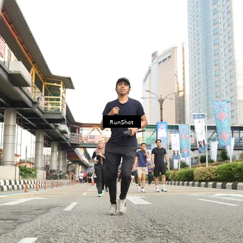 Runner Photo 4782393