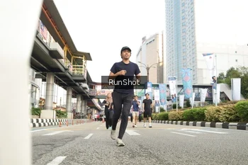 Runner Photo 4782411