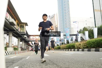 Runner Photo 4782423