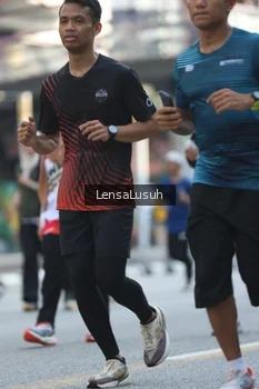 Runner Photo 4782536