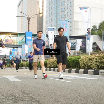 Runner Photo 4782571