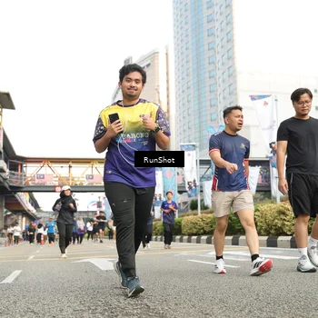 Runner Photo 4782619