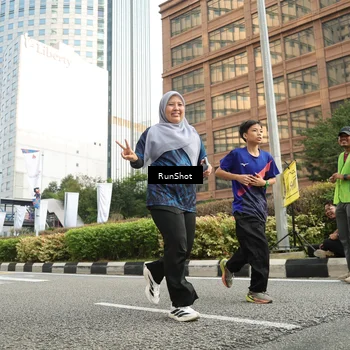 Runner Photo 4782800