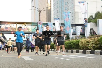 Runner Photo 4782812