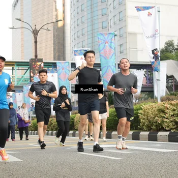 Runner Photo 4782835
