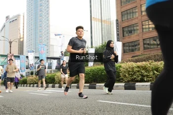 Runner Photo 4782940