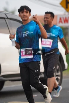 Runner Photo 4782965