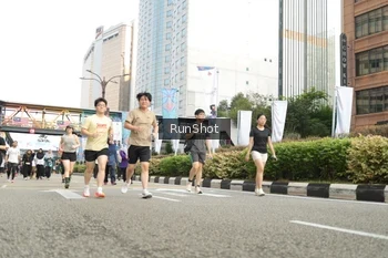 Runner Photo 4782983