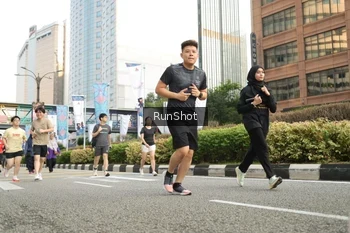 Runner Photo 4783010