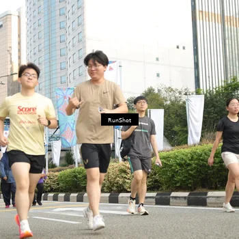 Runner Photo 4783024