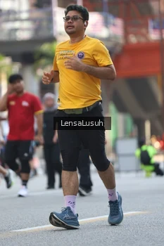 Runner Photo 4783243