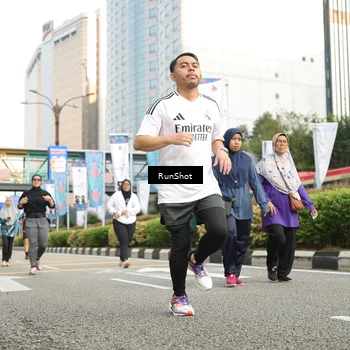 Runner Photo 4783256