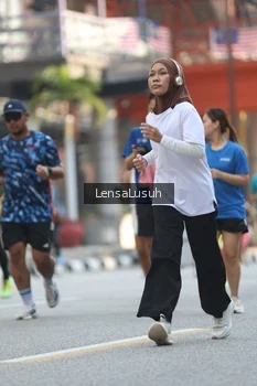 Runner Photo 4783319