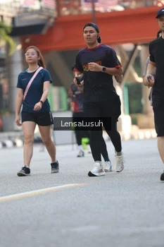 Runner Photo 4783349
