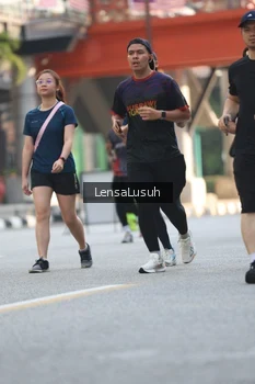 Runner Photo 4783363