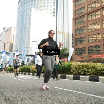 Runner Photo 4783413