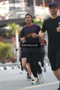 Runner Photo 4783473