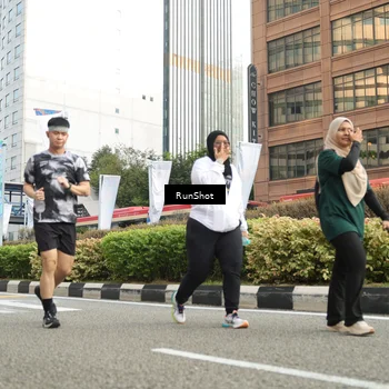 Runner Photo 4783500