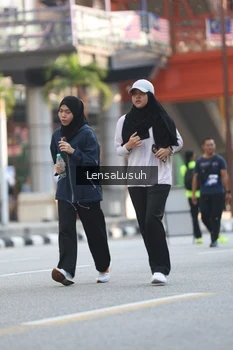 Runner Photo 4783514
