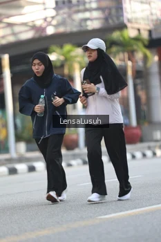 Runner Photo 4783575