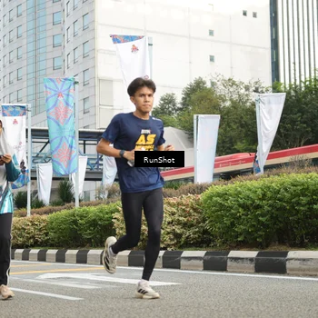 Runner Photo 4783583