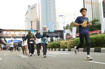 Runner Photo 4783595