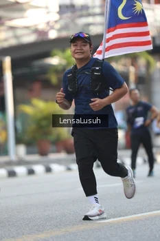 Runner Photo 4783636