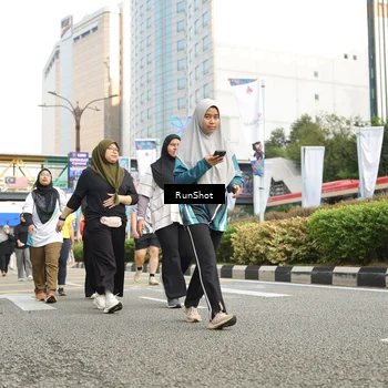 Runner Photo 4783665