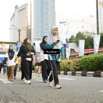 Runner Photo 4783669