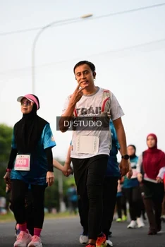 Runner Photo 4783675