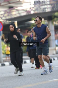 Runner Photo 4783743
