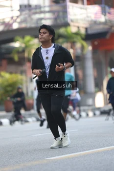 Runner Photo 4783887