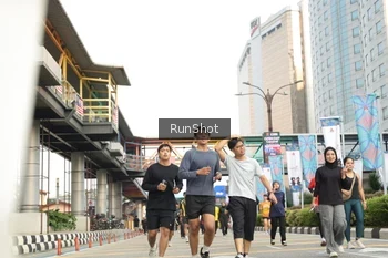 Runner Photo 4783946