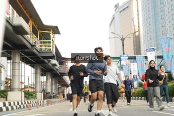 Runner Photo 4783960