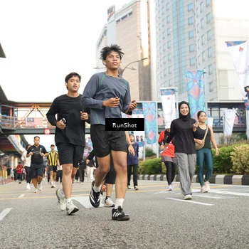 Runner Photo 4783996