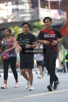 Runner Photo 4784012