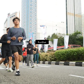 Runner Photo 4784013