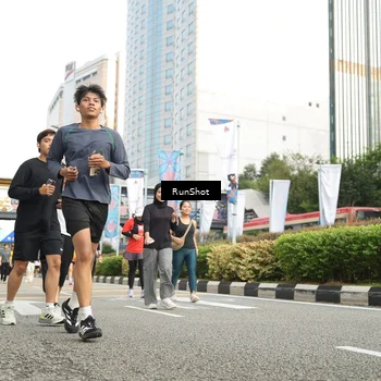 Runner Photo 4784014