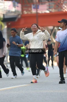 Runner Photo 4784155