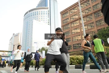 Runner Photo 4784246