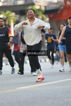 Runner Photo 4784257