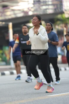 Runner Photo 4784285
