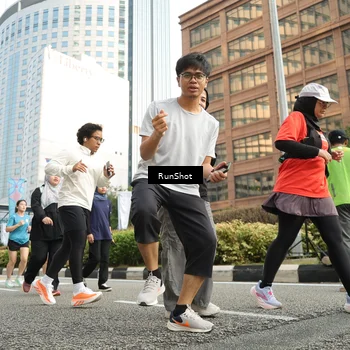 Runner Photo 4784337