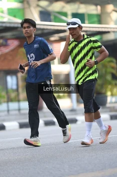Runner Photo 4784458