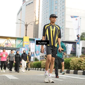 Runner Photo 4784575