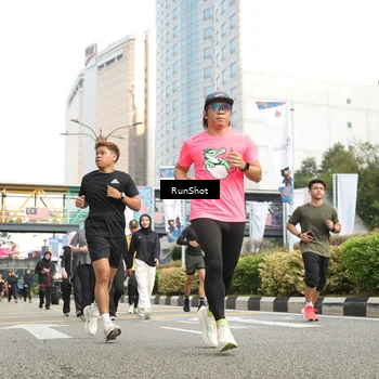 Runner Photo 4784632